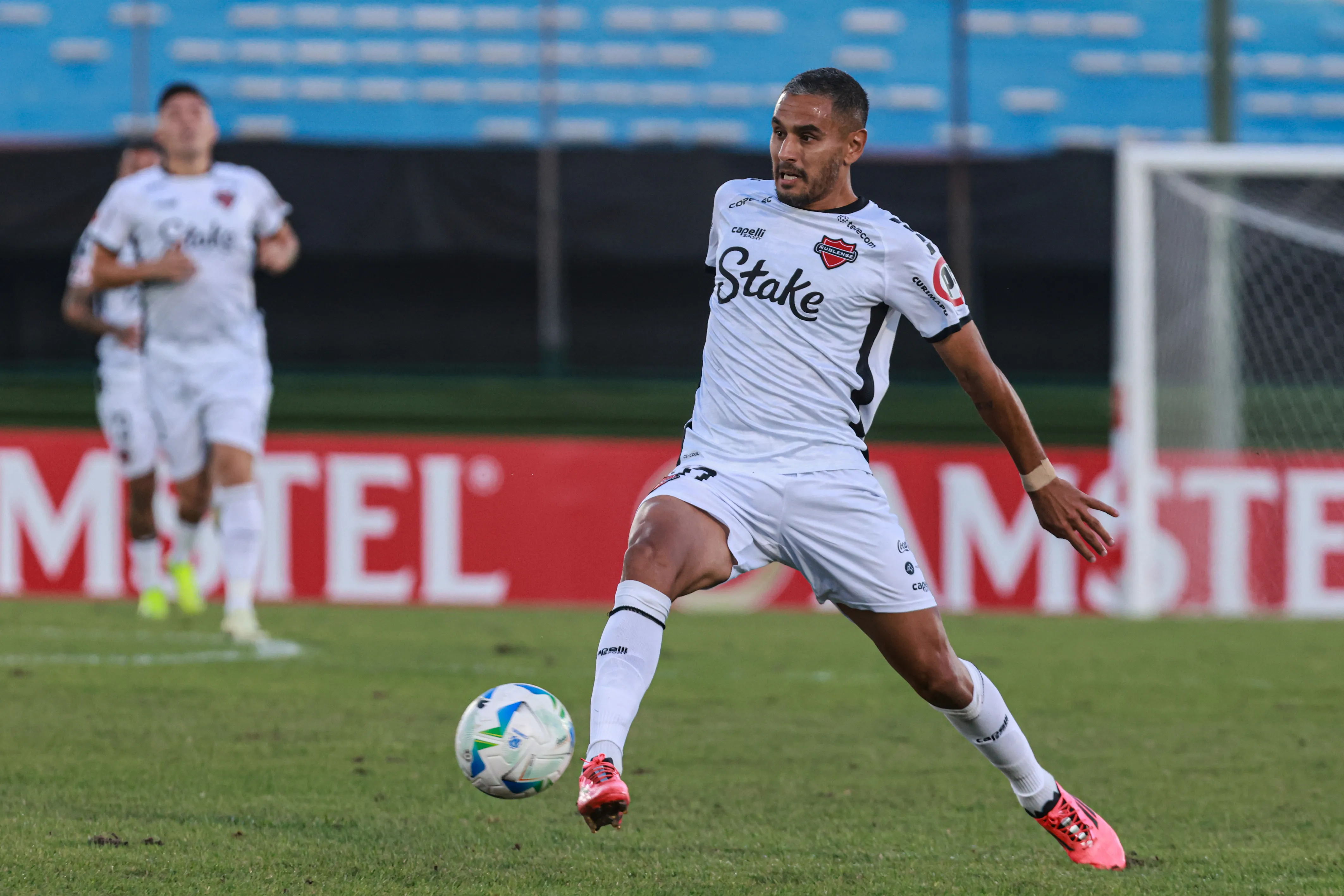Federico Mateos no será considerado en Universidad de Chile tras su préstamo en Ñublense. (Imagen: Photosport)