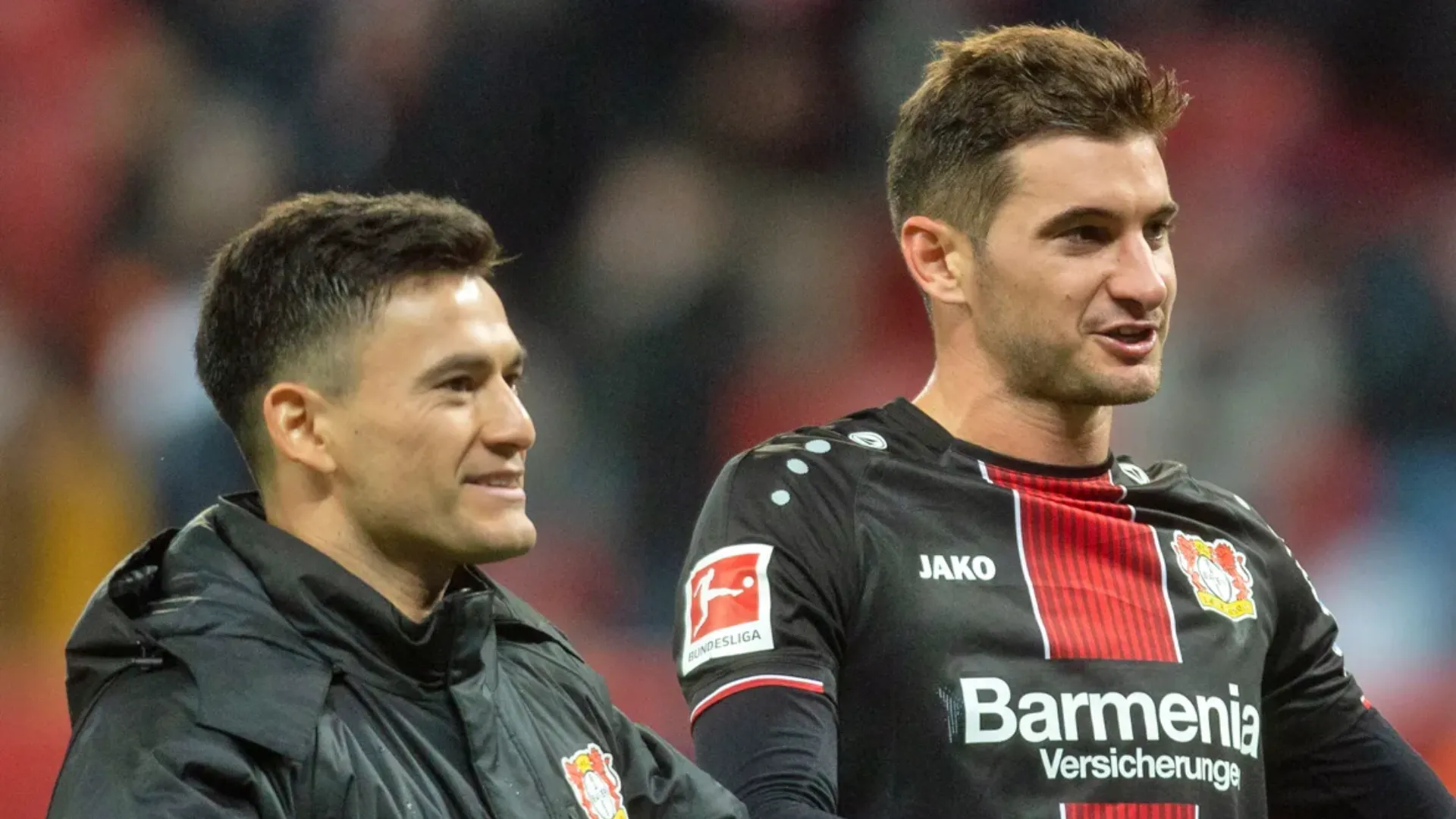 Charles Aránguiz compartió con Lucas Alario en Alemania. El delantero fue ofrecido a Universidad de Chile. (Imagen: Bundesliga)