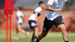 El defensor colocolino está muy cerca de partir al fútbol brasileño por una gran suma (Foto: Colo Colo fútbol joven)