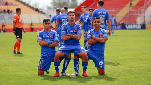 La U se queda con un jugador menos.