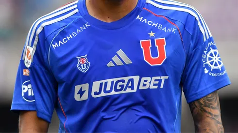 Este jugador salió de Universidad de Chile y ya fue presentado en su nuevo equipo.
