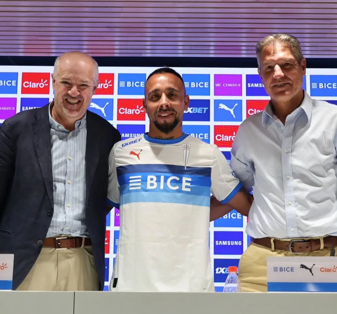 Cerezo fue presentado en la UC | Foto: Cruzados
