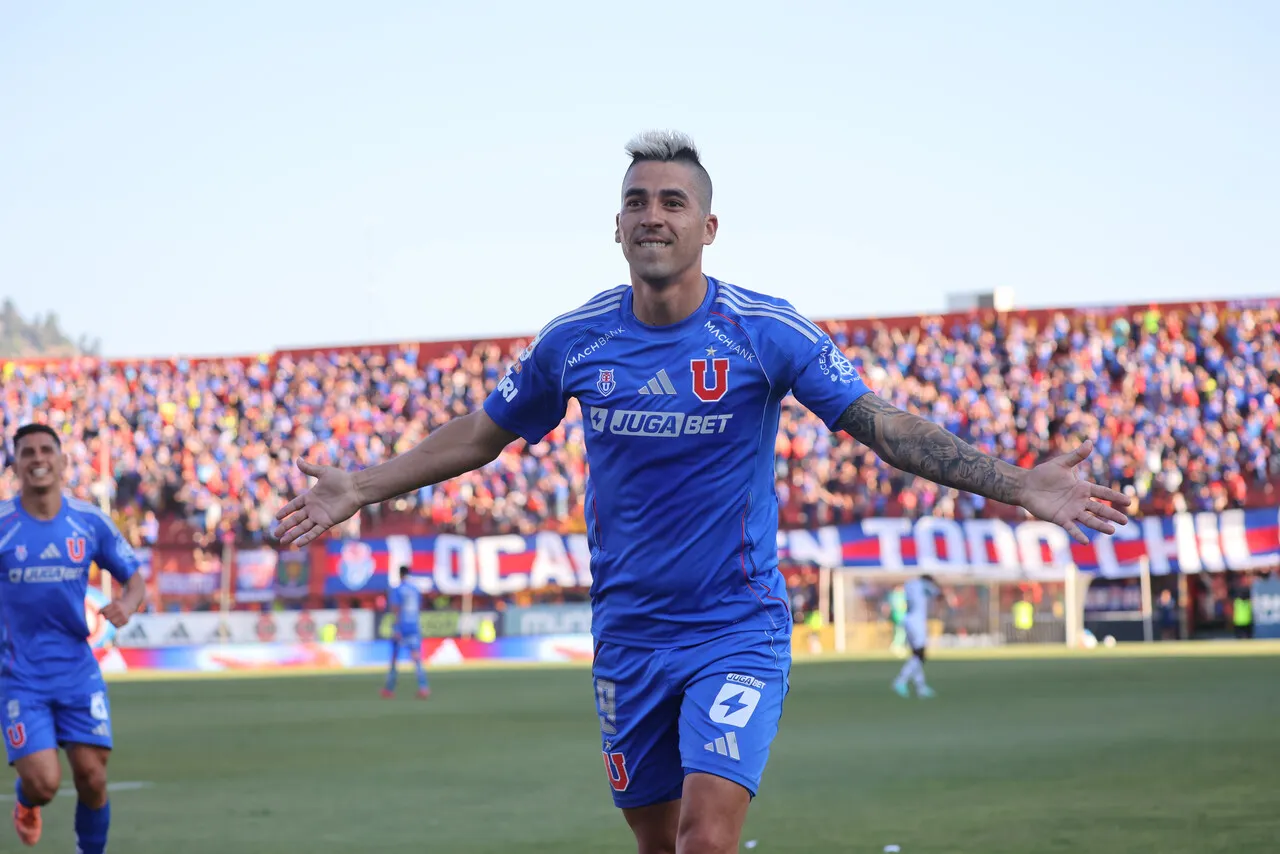 Fernández se fue de Universidad de Chile. | Foto: Photosport