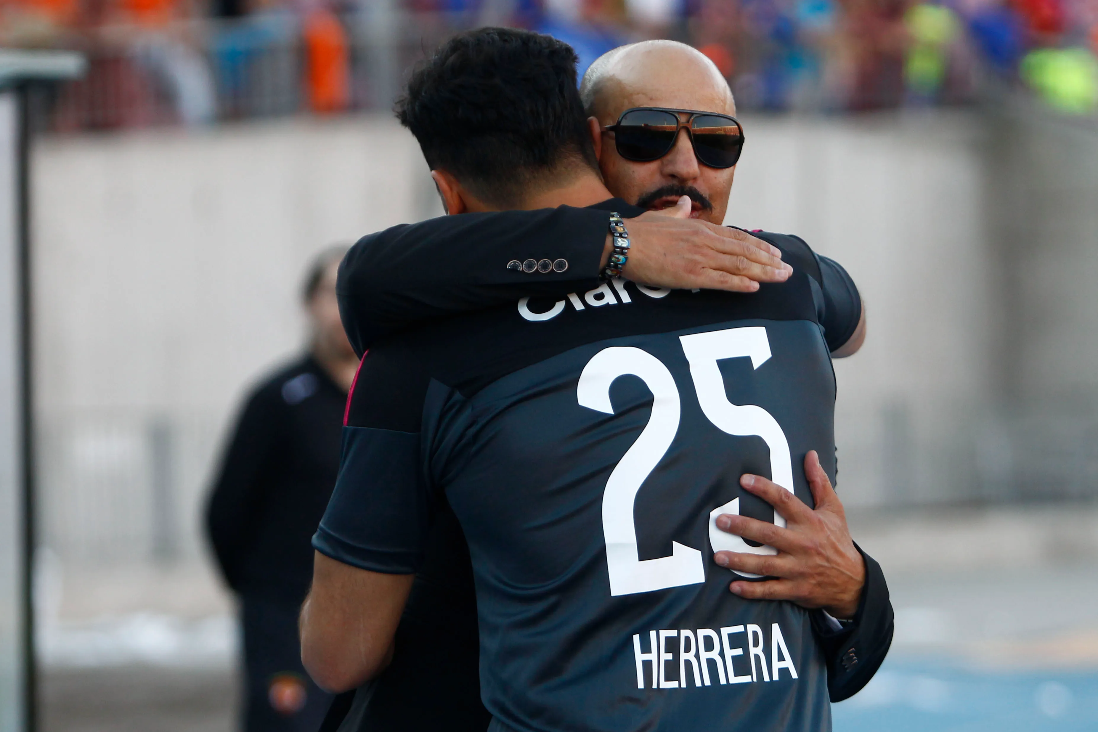 MAF molesto con Johnny Herrera por proponer a Gustavo Álvarez