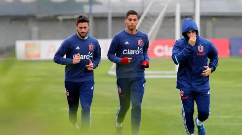 Nelson Espinoza entrenando con Fernando de Paul y Johnny Herrera.
