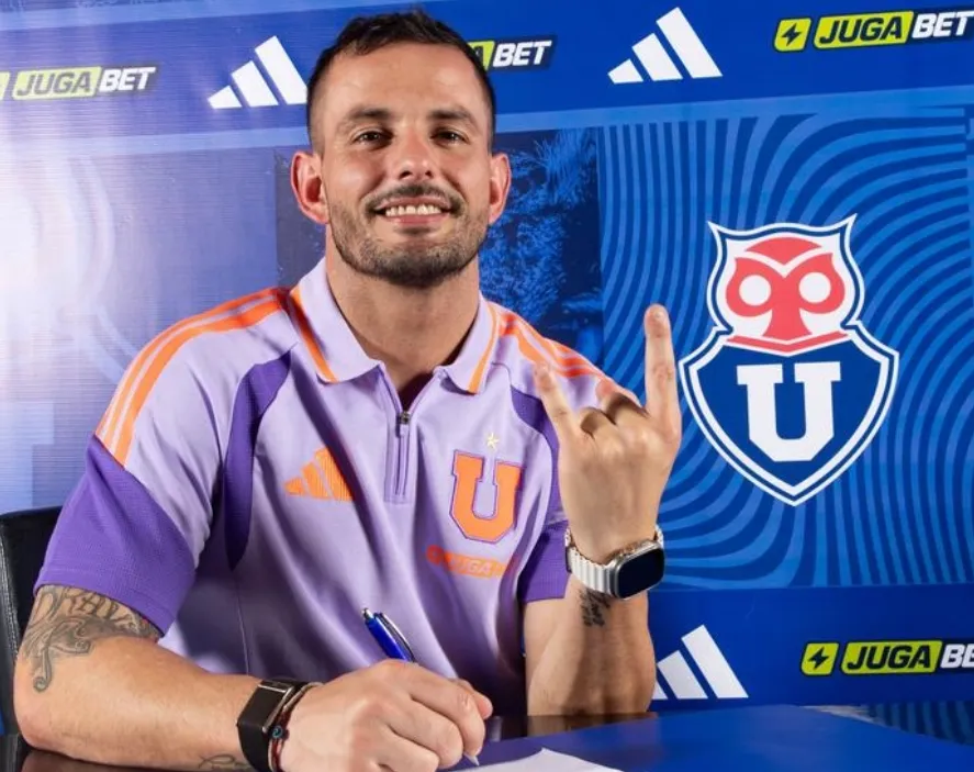 Octavio Rivero siendo presentado en la U. de Chile | FOTO: Universidad de Chile