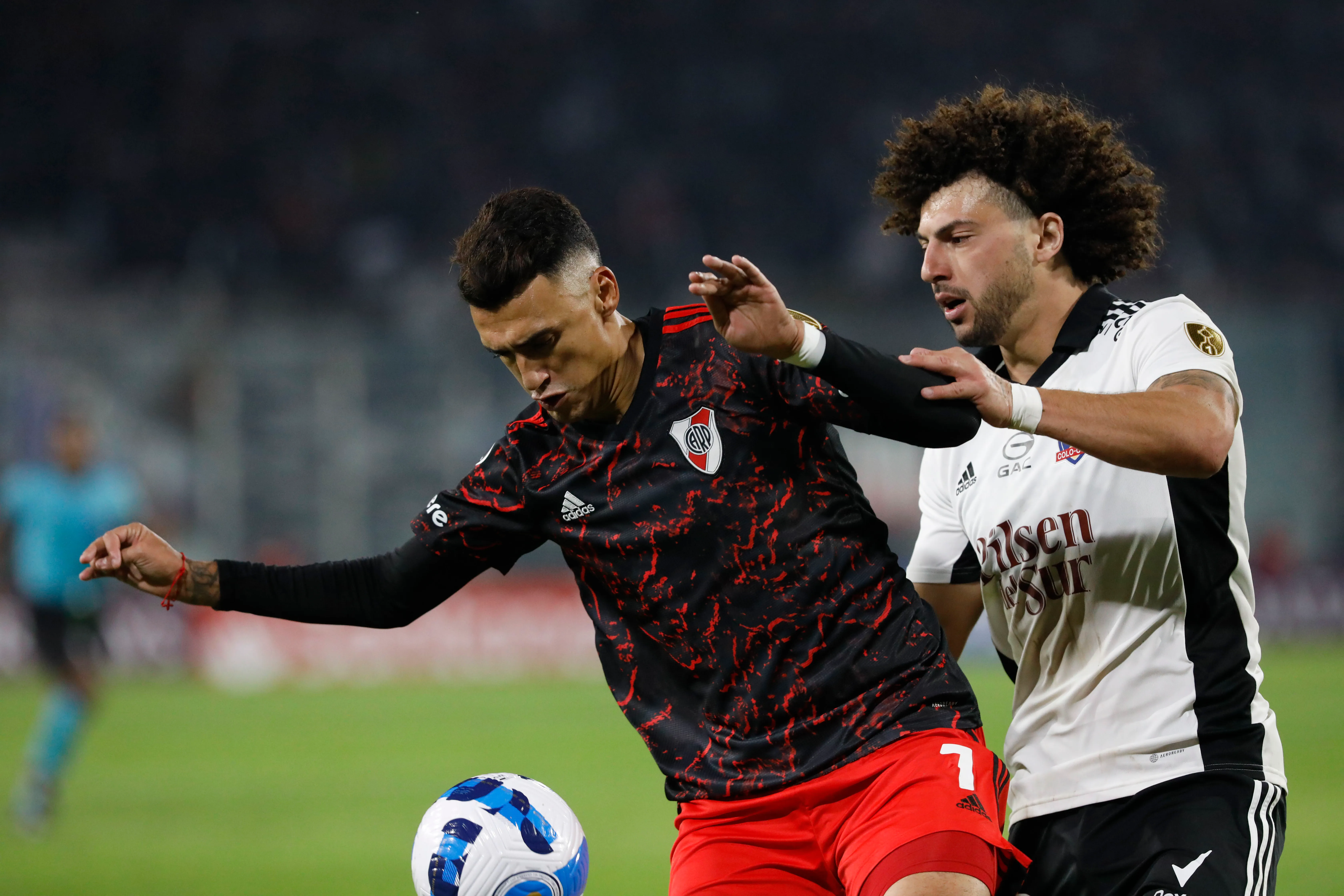 Matias Suárez enfrentó a Colo Colo jugando para River Plate