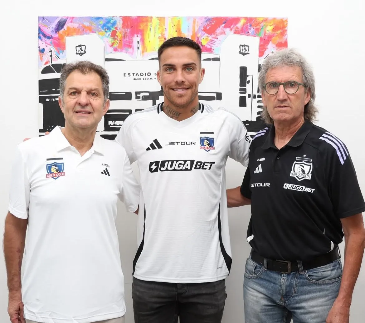 Méndez fue presentado en Colo Colo | Foto: Colo Colo