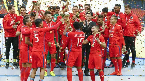 La roja se impuso por 1-0 tras vencer a Islandia y conquistó el trofeo asiático.
