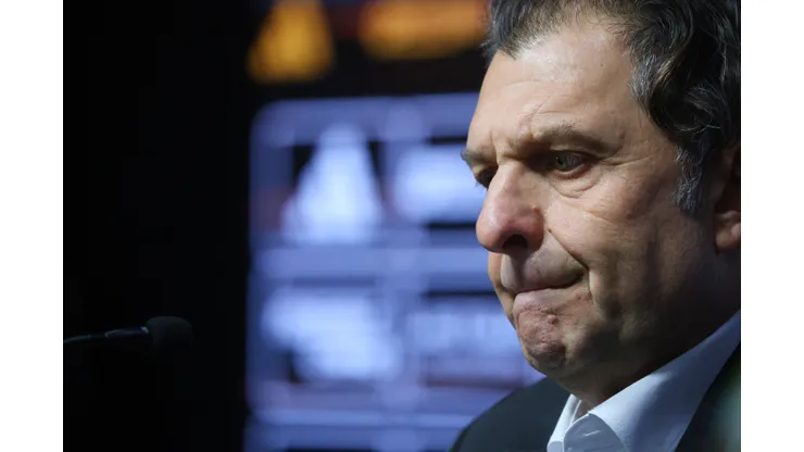 El presidente de Blanco y Negro declaró que el delantero no tiene las características que buscan.