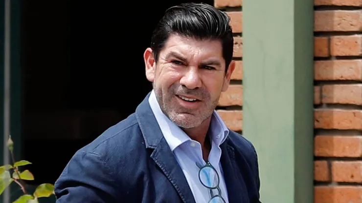 El pije de trajo de vuelta a la Primera B a una figura del León de Collao.