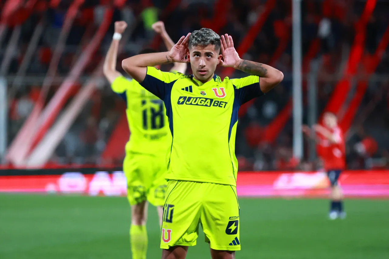 Assadi y su futuro en la U es un misterio | Foto: Photosport