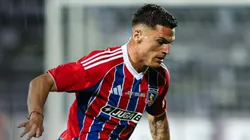 Lucas Cepeda aún tiene chances de partir de Colo Colo. (Foto: @colocolooficial)