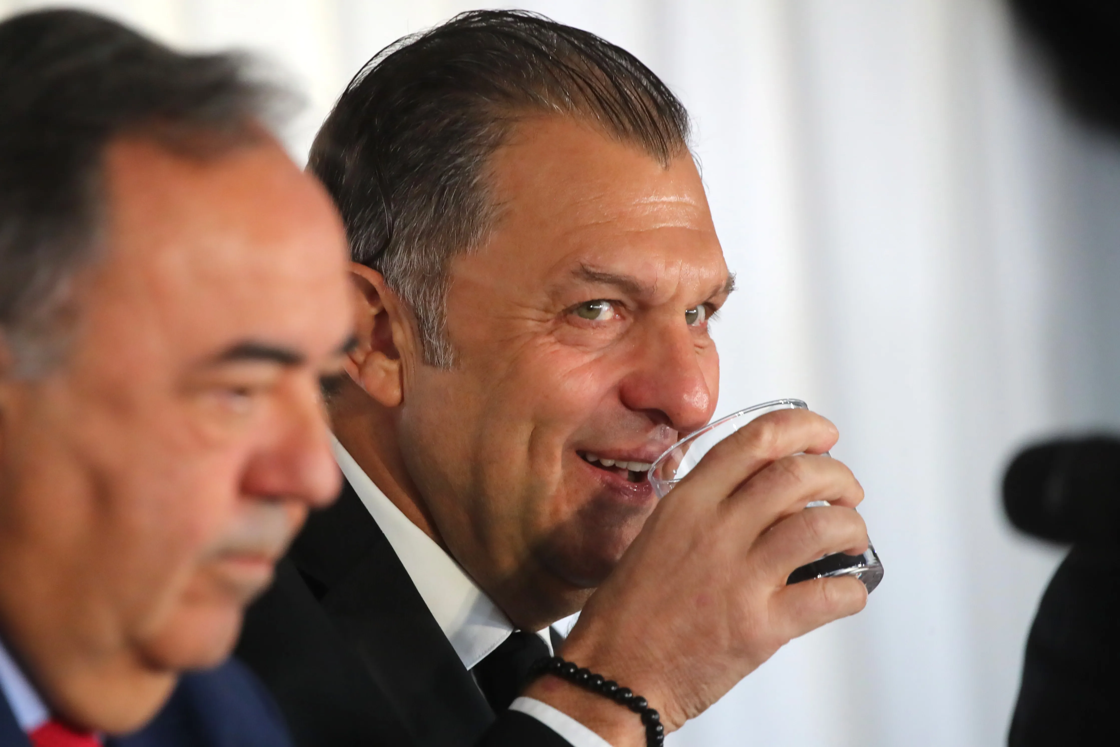 Aníbal Mosa cerró el plantel con Maximiliano Romero