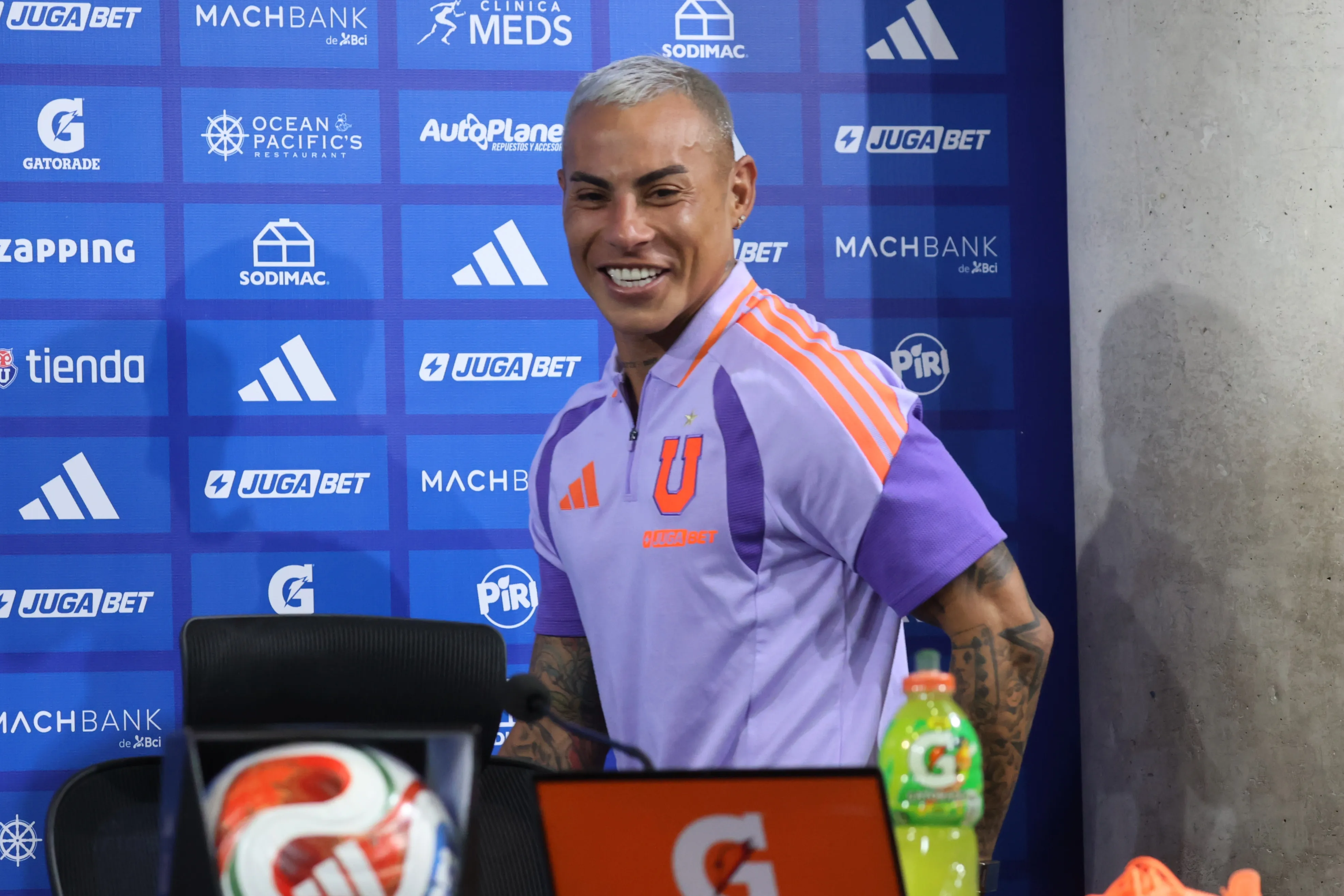 Está todo listo para ver nuevamente a Turboman vistiendo la camiseta de la U | FOTO: Dragomir Yankovic/Photosport