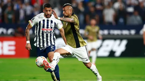 Colo Colo se mide ante Alianza Lima.
