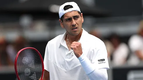 Alejandro Tabilo tendrá su debut en el Australian Open en esta jornada
