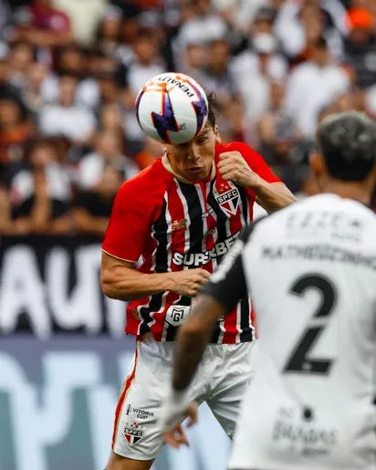 Foto: @saopaulofc en X. El golazo de Gonzalo Tapia en Sao Paulo