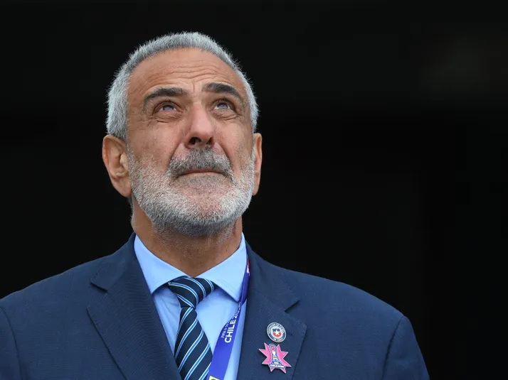 Pablo Milad le lanza dardos al Presidente Gabriel Boric