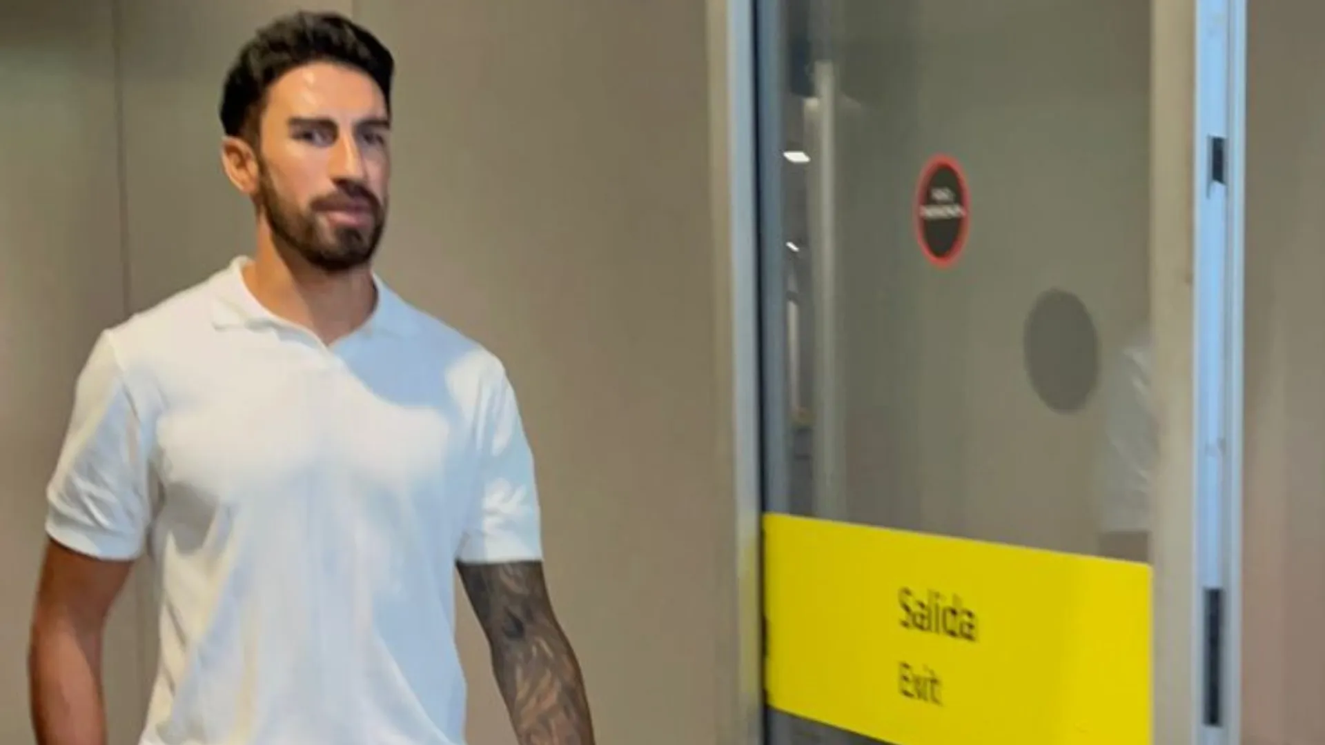 Juan Martín Lucero aterrizó en Santiago para firmar por Universidad de Chile.