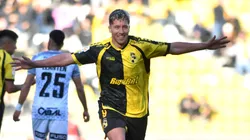 Nicolás Johansen festeja su gol en la victoria de Coquimbo Unido por 2-1 ante Deportes Limache la última vez que se enfrentaron.