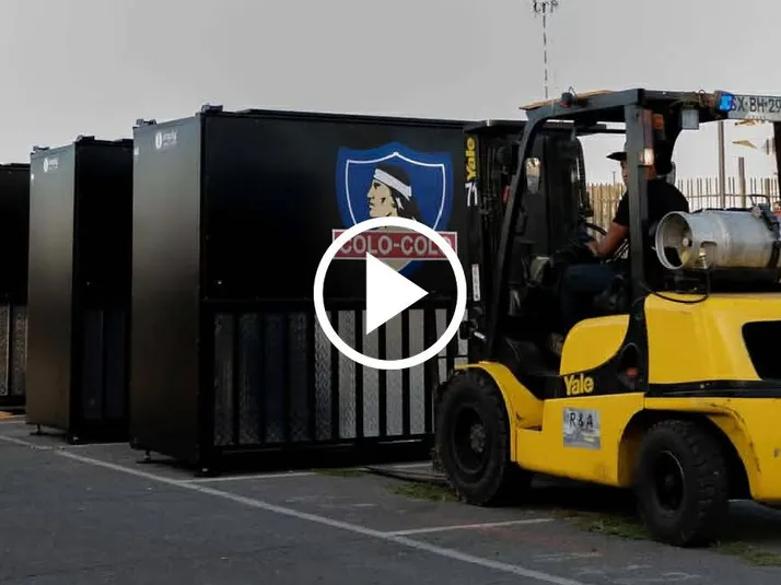 VIDEO: Colo Colo instala los nuevos torniquetes con reconocimiento facial
