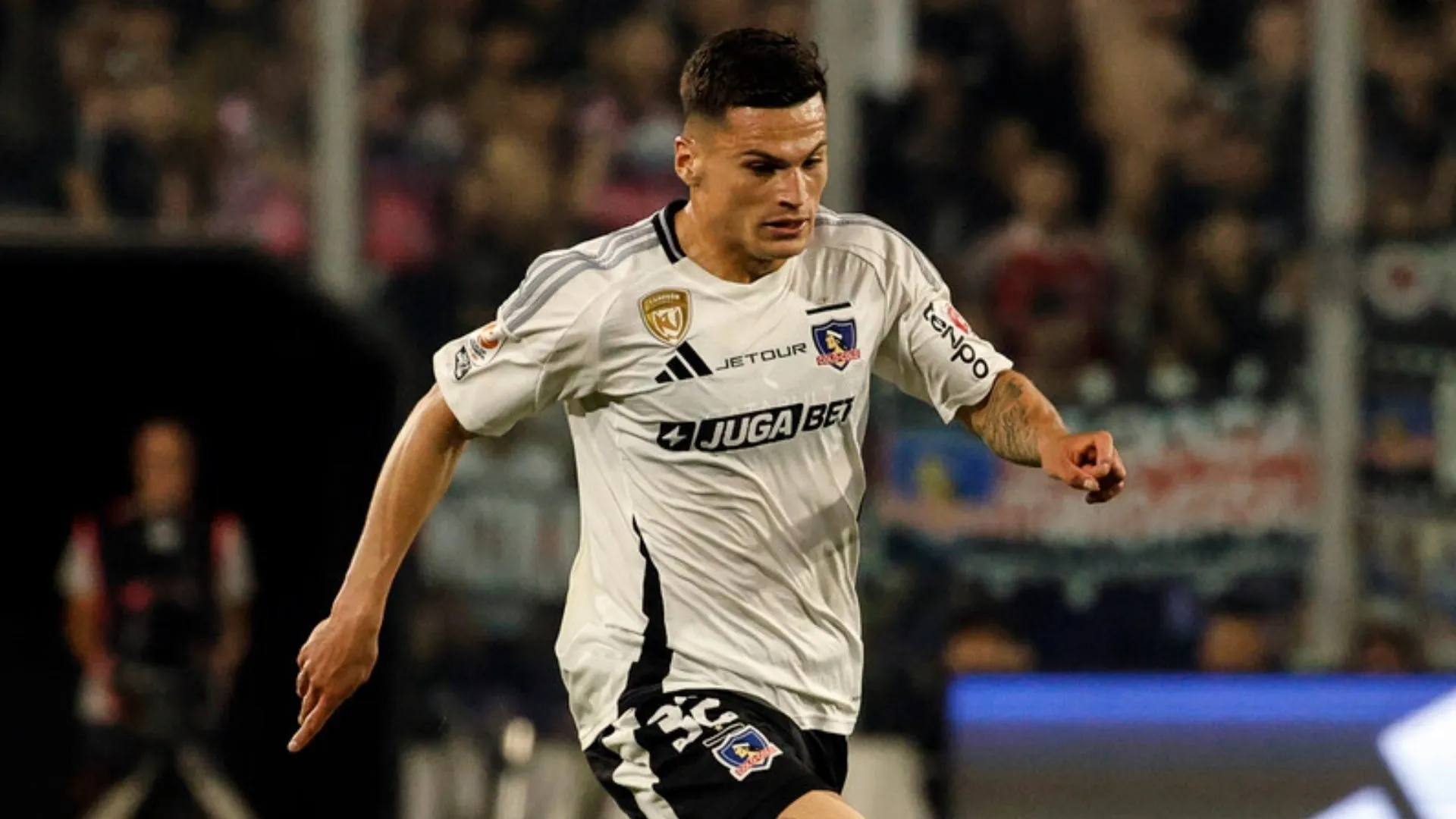 Lucas Cepeda partió de Colo Colo rumbo al Elche de España. (Foto: Photosport)