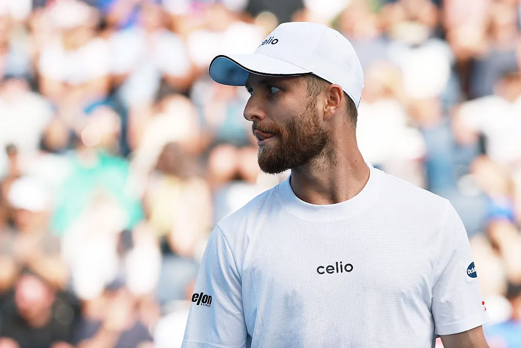 El ‘loco’ Corentin Moutet desafió a Carlos Alcaraz (Getty Images).