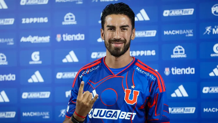 Universidad de Chile satisfizo su deseo: contratar un goleador. Ya oficializó a Juan Martín Lucero.