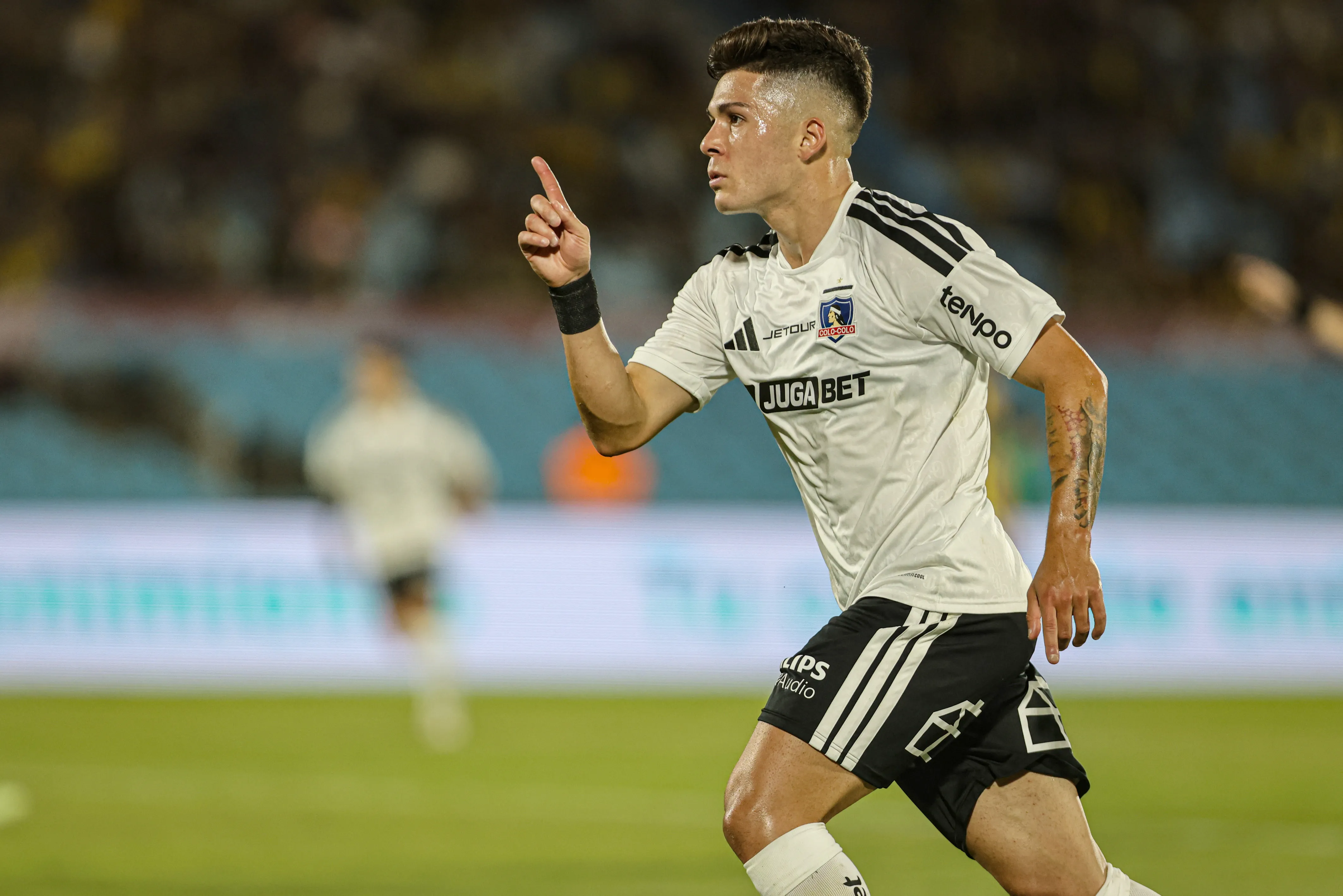 Colo Colo derrotó a Peñarol en los penales