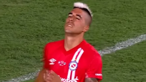 Leandro Fernández tuvo un debut para el olvido en Argentina
