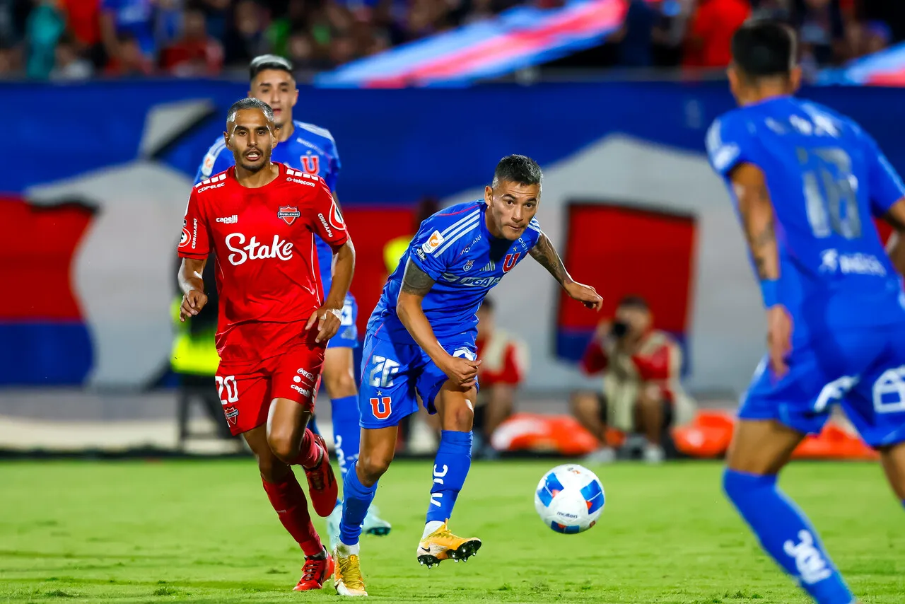 Mateos deja la U y parte a Audax | Foto: Photosport
