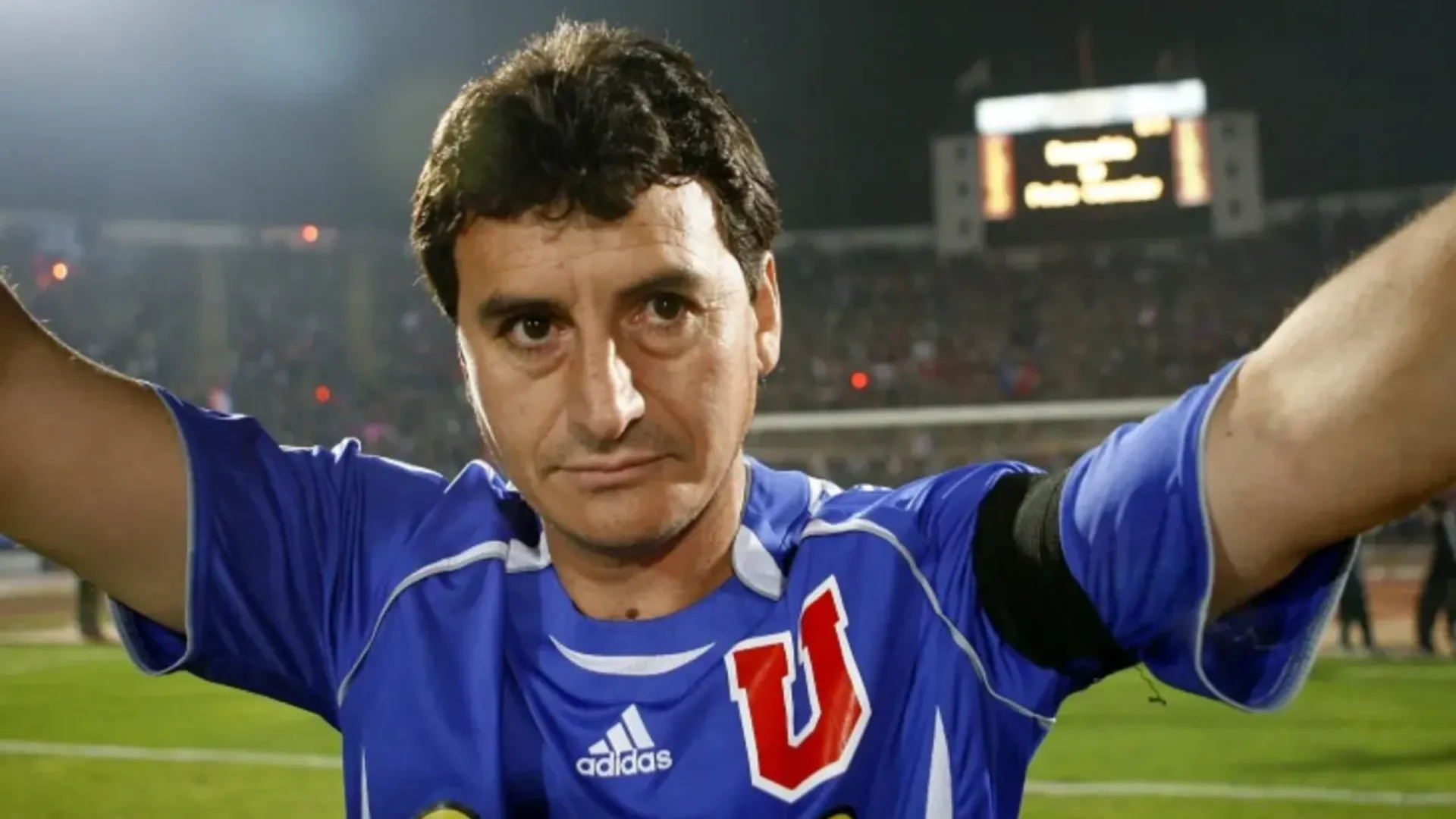 Pedro González espera por los goles de Juan Martín Lucero en Universidad de Chile. (Imagen: Photosport)