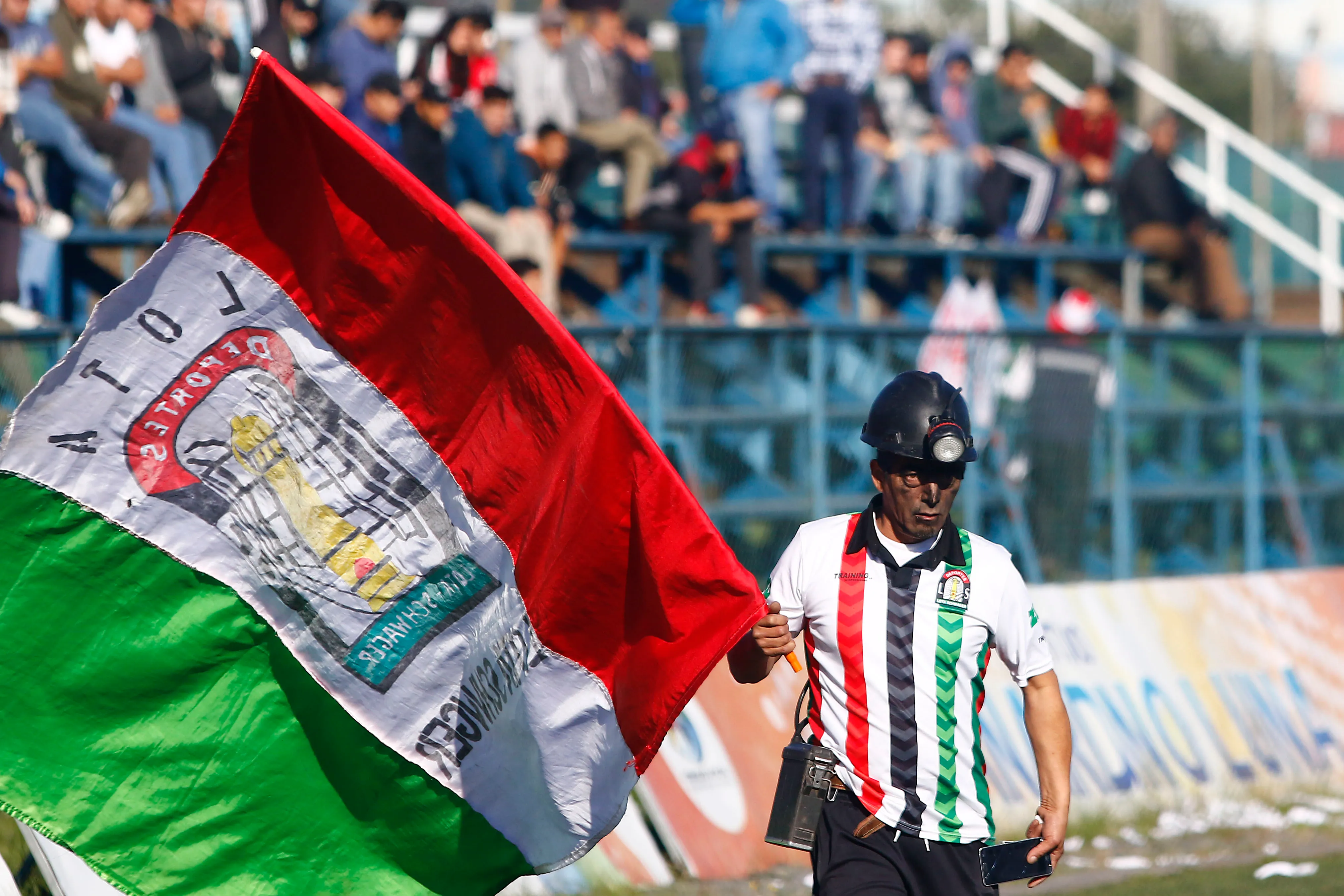 Lota Schwager puede volver al profesionalismo