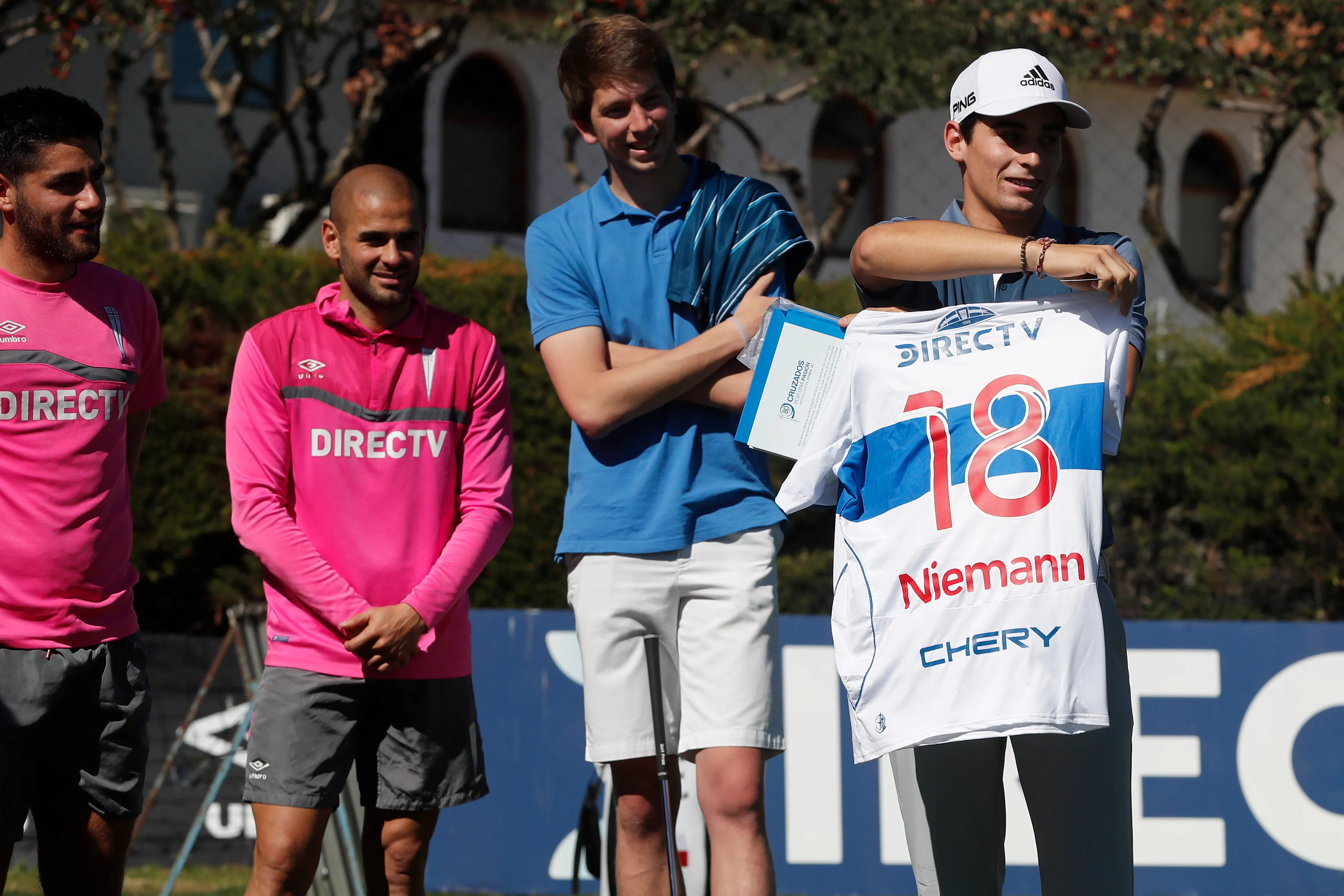 El golfista Joaquín Niemann es el deportista chileno mejor pagado del mundo