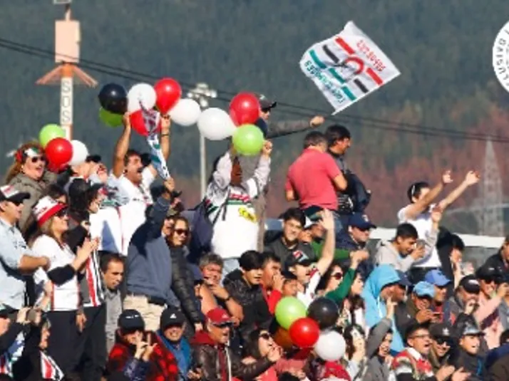 En Lota Schwager se mantienen expectantes por un posible retorno al profesionalismo