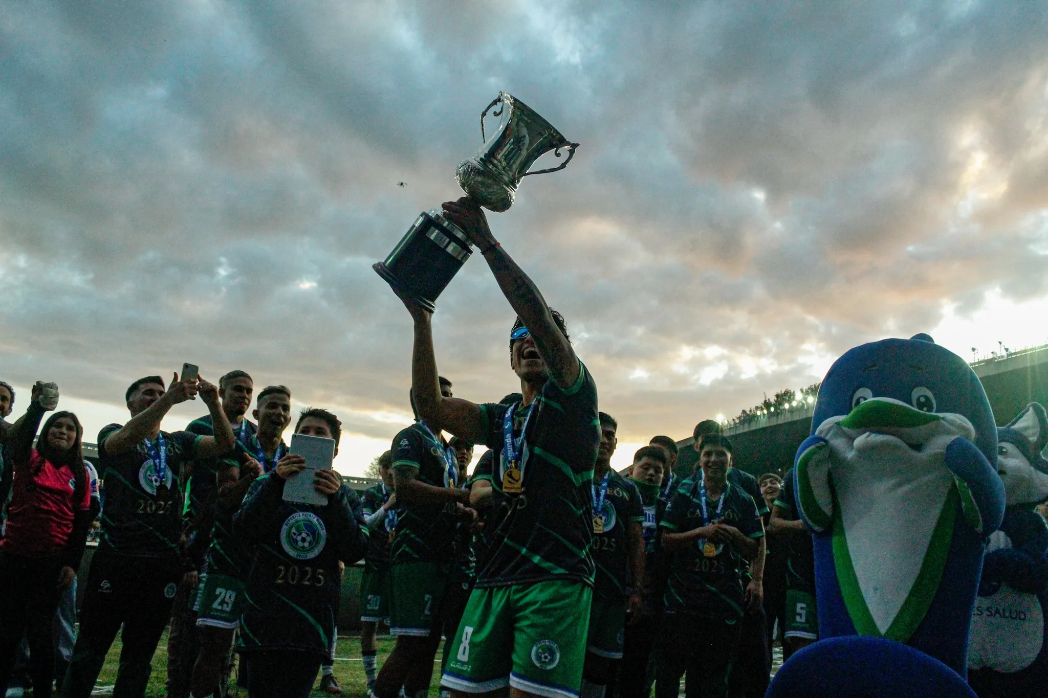 Puerto Montt es el vigente campeón de la Liga Segunda División (Facebook Puerto Montt).