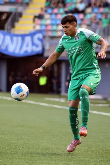 Esteban Matus es seguido por Colo Colo