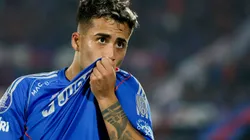 Pedro González se rindió ante Lucas Assadi, la joya de Universidad de Chile. (Imagen: Photosport)