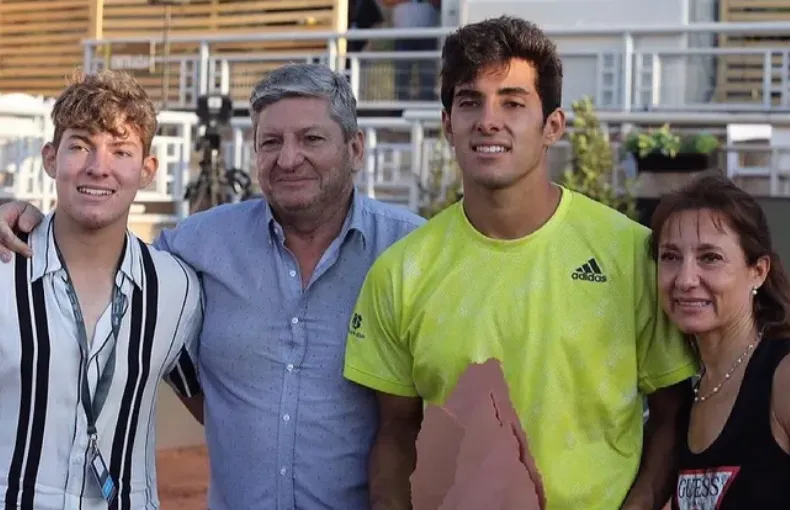 Sergio Garín, padre del destacado tenista nacional, falleció este viernes 23 de enero. (Foto: instagram Cristián Garín)