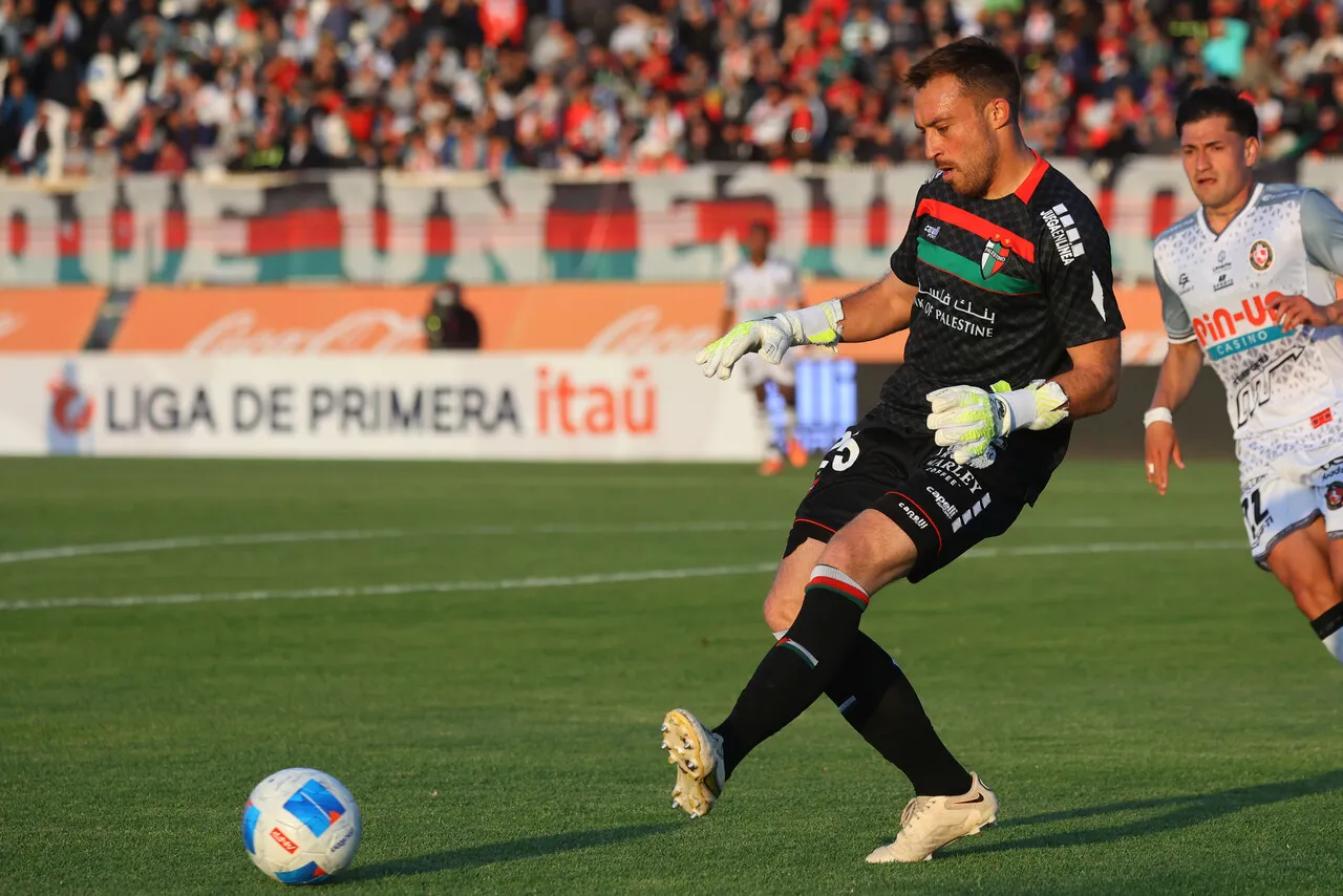 Pérez no es candidato ya en Colo Colo | Foto: Photosport