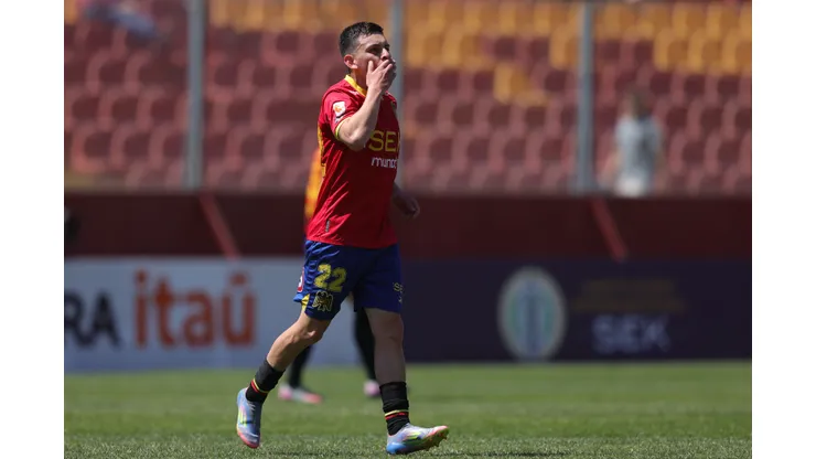 Cobreloa le contesta a Pablo Aránguiz.