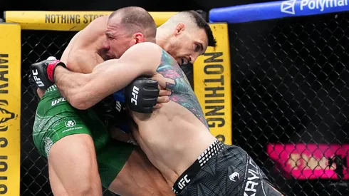 Krylov se lleva la victoria en los últimos suspiros por TKO (Photo by Jeff Bottari/Zuffa LLC)
