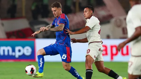 Universitario y la U se enfrentan por la Noche Crema 2026. (Foto: @udechile)
