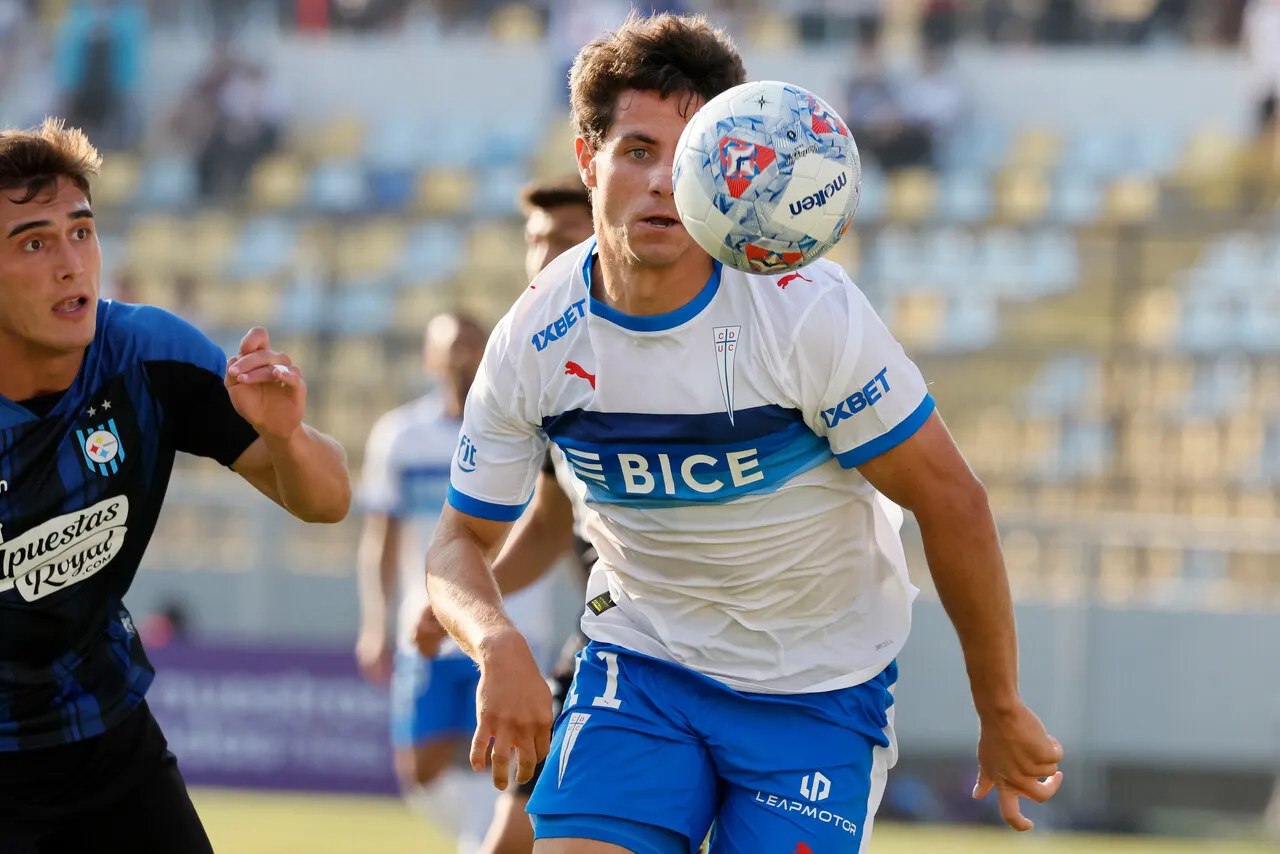 La UC va por el primer título del año. | Foto: Photosport