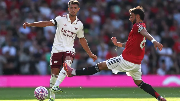 Arsenal busca sumar tres unidades ante Manchester United.