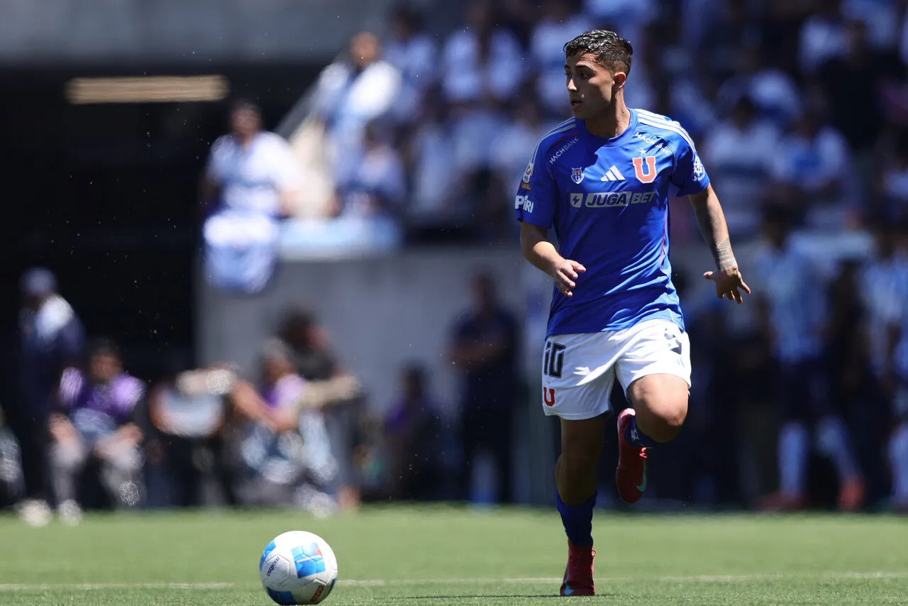 A Tito Awad no le gustó la posición de Assadi en la cancha. | Foto: Photosport