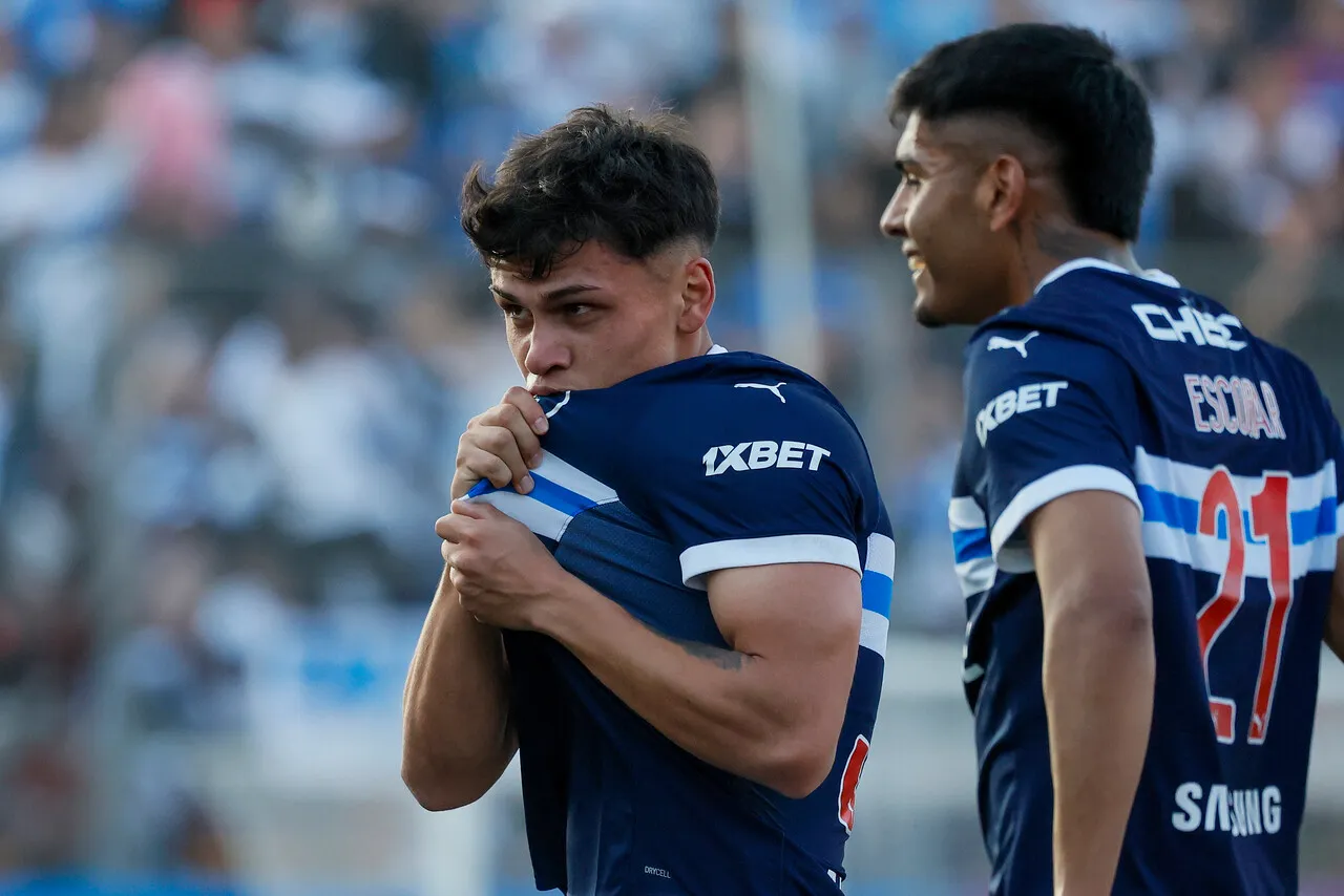 Olmos y su mensaje a Corral | Foto: Photosport