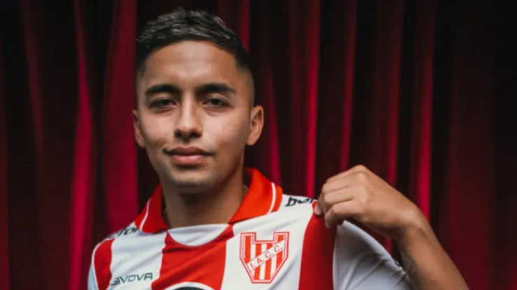 Nicolás Guerra se quedó sin DT en Argentina.