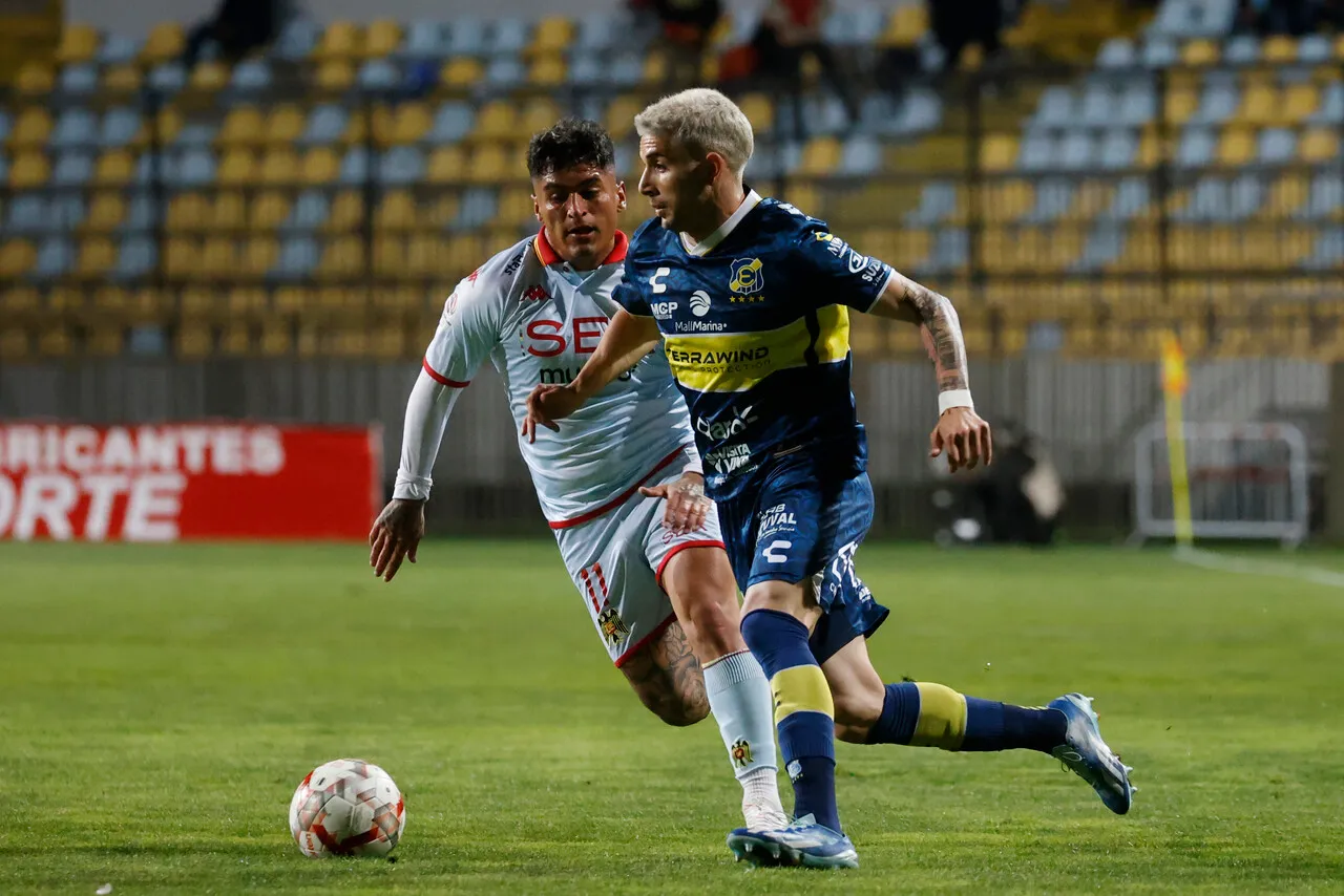 Pastrán será nuevo refuerzo albo. | Foto: Photosport